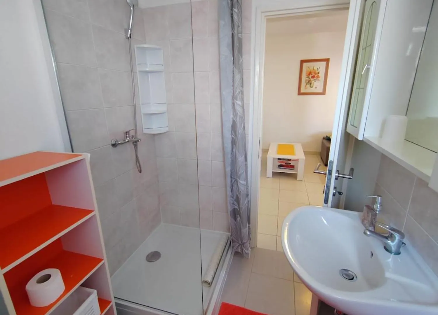 شقة Apartmani Lucija فير